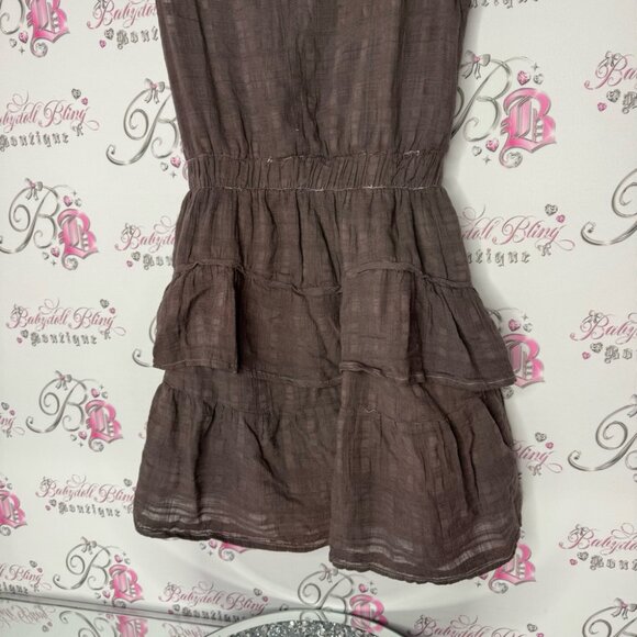 Rowie dress ruffle frill brown linen style lightweight keyhole button opening - Picture 3 of 9